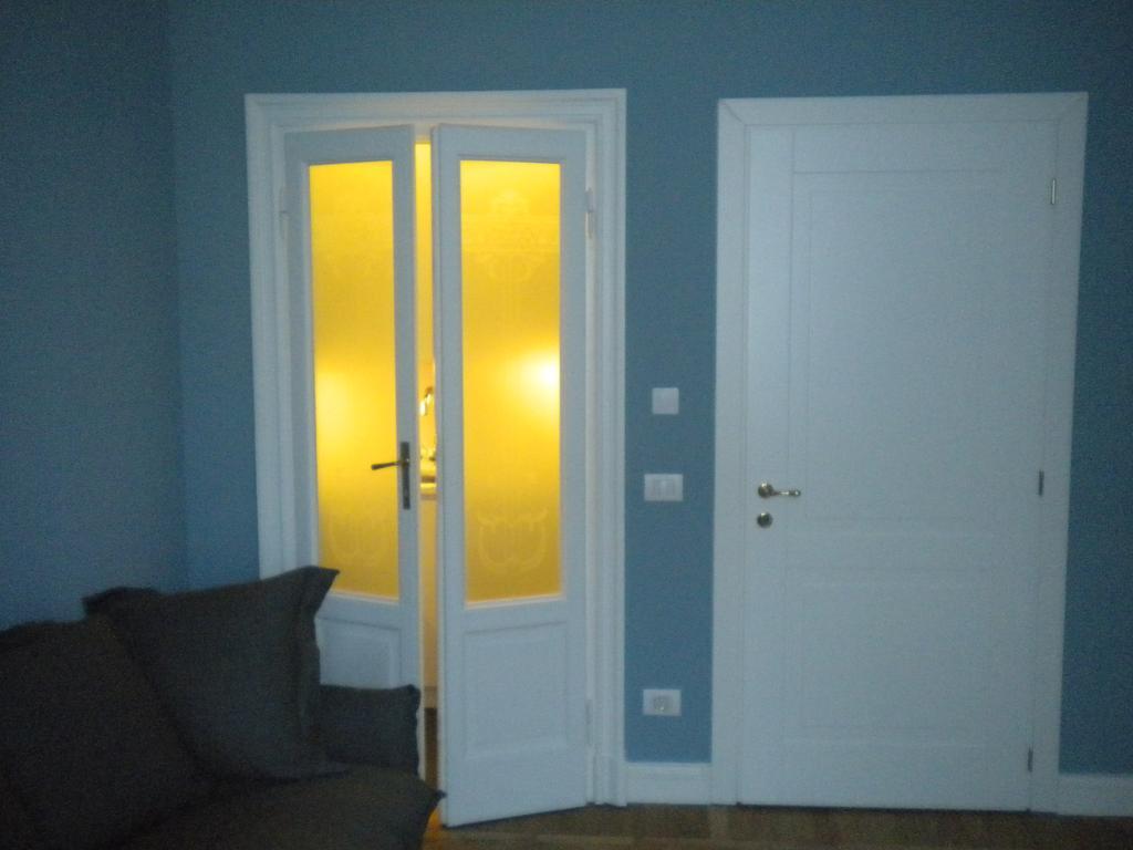 Zebra Rosso Apartment มิลาน ห้อง รูปภาพ