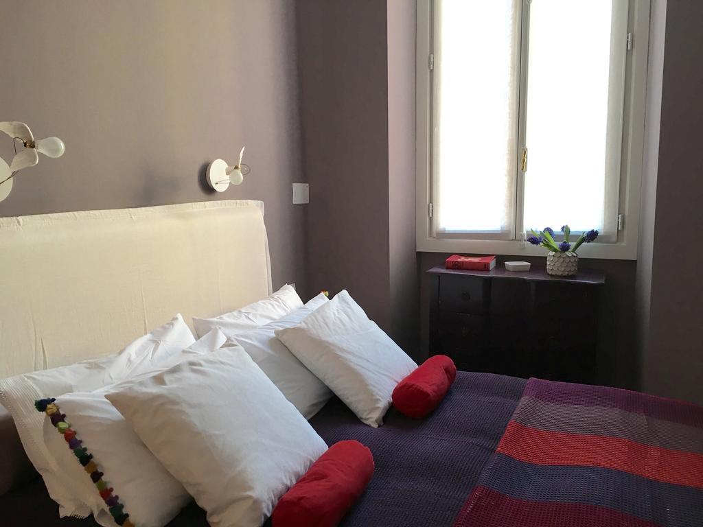 Zebra Rosso Apartment มิลาน ห้อง รูปภาพ